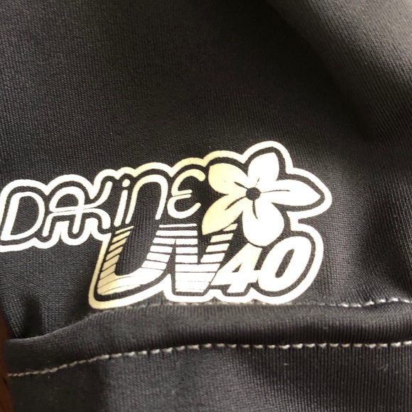 ⚪️ Dakine long sleeve rash guard - Picture 4 of 4